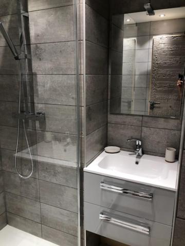 Appartement chaleureux au pied des pistes, 4 personnes, wifi Val Thorens Extérieur photo